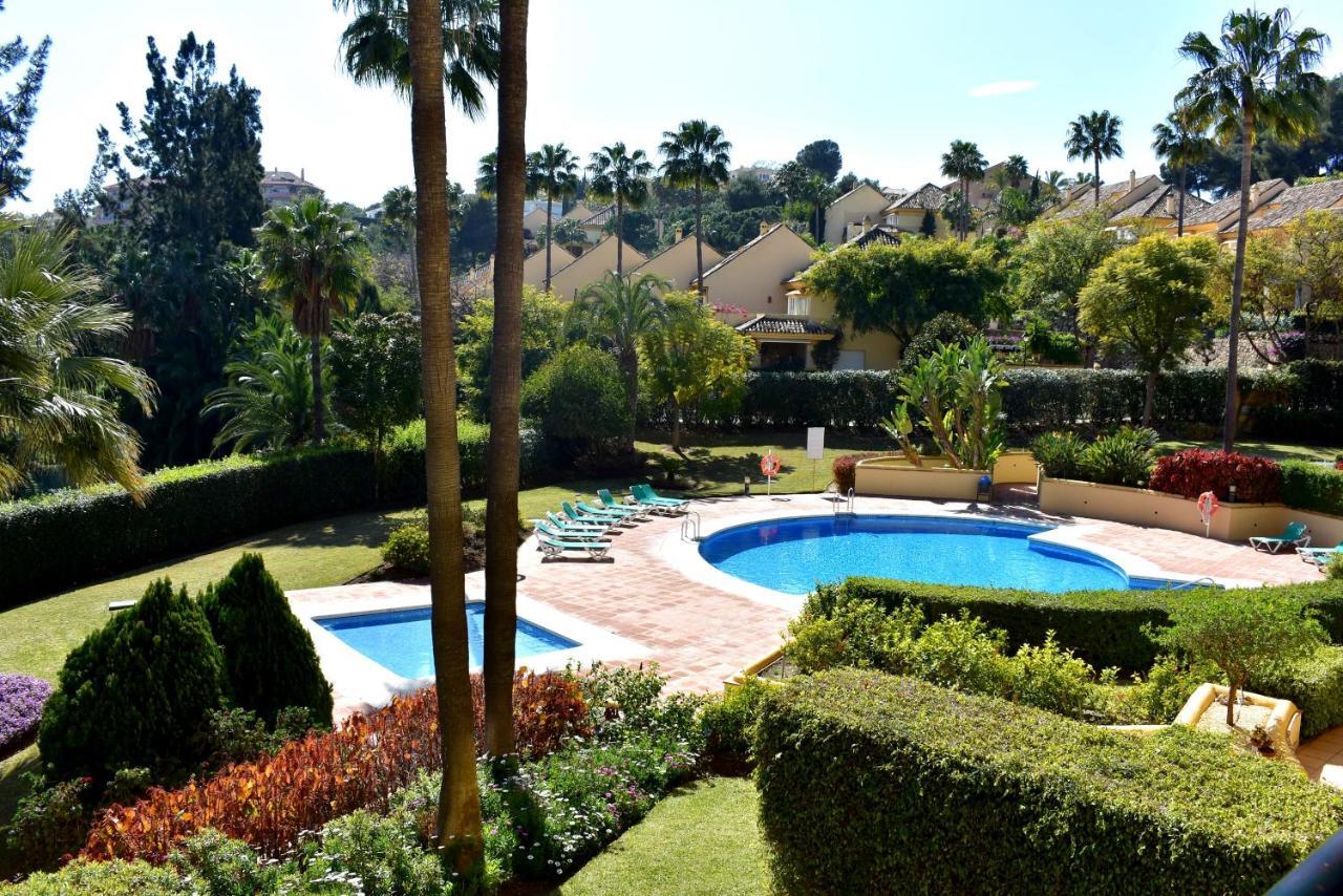 Greenlife Village Apartment Marbella Exterior foto